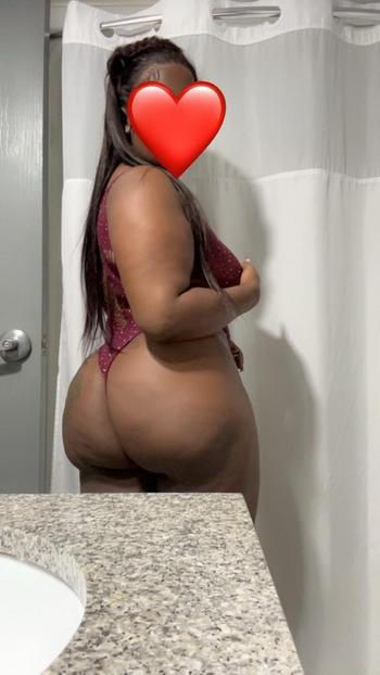 305-870-3065, 29  female escort, Augusta